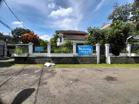jual cepat  BU   rumah taman luas di gerlong bandung utara
