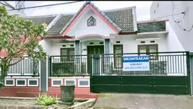 Dikontrakkan Rumah di Perumahan Neighboorhood NH 37 Malang