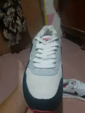 Sepatu nike air max 1