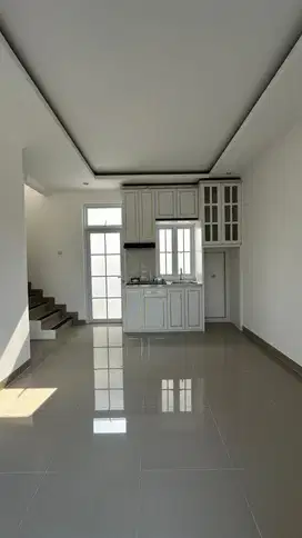 DIJUAL TOWNHOUSE BOOKING 1JUTA CICILAN RINGAN !! TINGGAL 1 UNIT