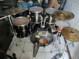 Drum pearl plus cymbal mantap