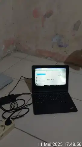 Laptop lenovo + charger
