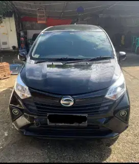 Sigra X new 1.2 MT 2019 Hitam