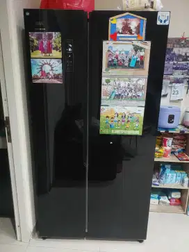 MURAH
KULKAS BESAR SIDE BY SIDE 2PINTU
GEA INVERTER 100%NormalSiapPake
