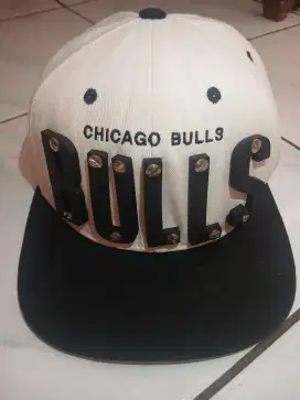 TOPI SNAPBACK HYflat NBA CHICAGO BULLS ORIGINAL PRELOVED LIKE NEW
