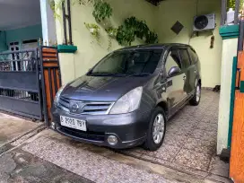 Dijual Grand Livina XV Metic 2012 Joss