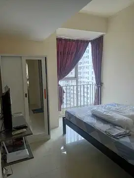 Disewakan Seasons City Tower C lantai 25 Hadap Kolam Furnish