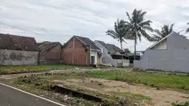 Tanah Luas Siap Bangun di Kawasan GOR Ken Arok – SHM, Jalan Aspal
