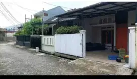 Rumah akses mobil tangerang