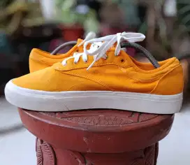 Sepatu Reebok Club C Coast