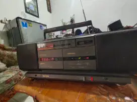 Polytron grand compo barang simpanan antik