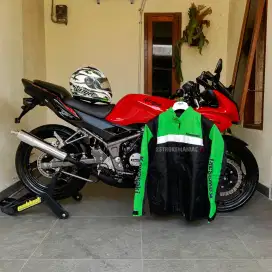 KAWASAKI NINJA 150 RR NEW 2013 MERAH BATIK GOOD CONDITION LIKE NEW