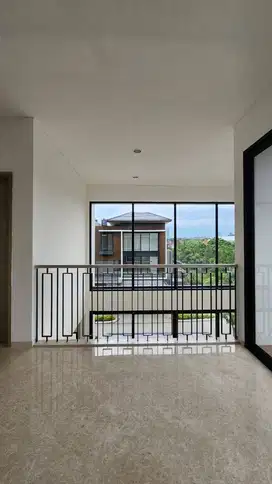Dijual  Rumah mewah di cluster laurel Navapark BSD city