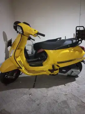 Facelift S Iget 125 Tahun 2022 Kuning Orisinil