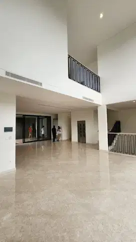 Disewakan Rumah mewah di cluster laurel Navapark BSD city