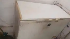 Jual Freezer Sharp Bagus