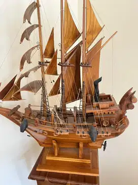 Miniatur Perahu