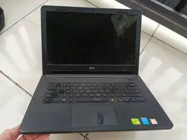 Laptop DELL - INSP 15 Core i3/4/500/14