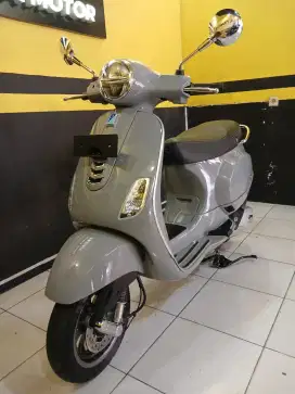 Vespa LX 125 I-Get thn 2024 Muluss Siap Pakai Dp 500rb