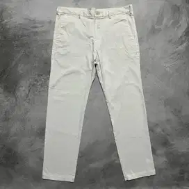 CHINO UNIQLO CELANA PANJANG LONG PANTS BAHAN TEBAL ORIGINAL