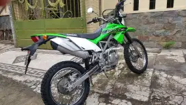 Dijual ISTIMEWA. KLX 150 G. Seperti Baru. 2022
