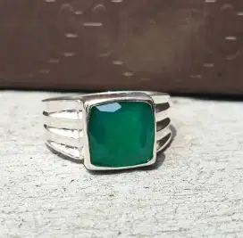 Green Onyx Emerald