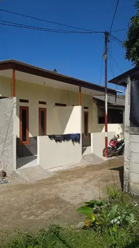 Kontrakan kosong