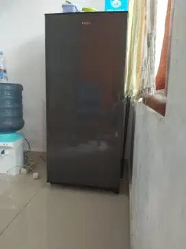 Kulkas 1 pintu Aqua orisinil segel