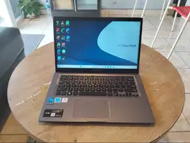 Laptop Asus Expertbook P1412CEA Masih Garansi Resmi ASUS