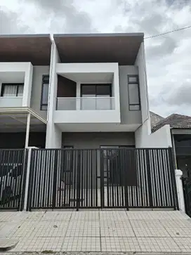 Sisa 1 unit Dijual Rumah New Gress 2 Lantai di Pondok Tjandra
