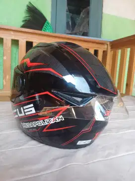 HELM FULL FACE ZEUS ZS-8IIC Seperti baru