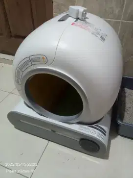 Liter box kucing automatic