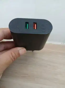 Charger HP Aukey PA T12 Quick Charge & AI Power