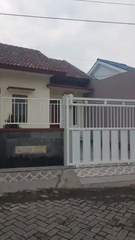 Rumah uk 5,5x11 shm wilayut sukodono