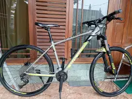 Polygon Premier 5 likeNew