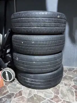 JUAL BAN BEKAS 4 BIJI