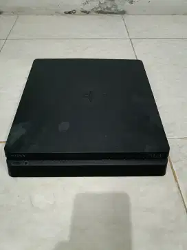 Dijual PS4 slim memori 500 gb