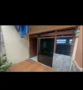 Kontrakan tahunan