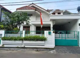 Rumah Nyaman dan Strategis
