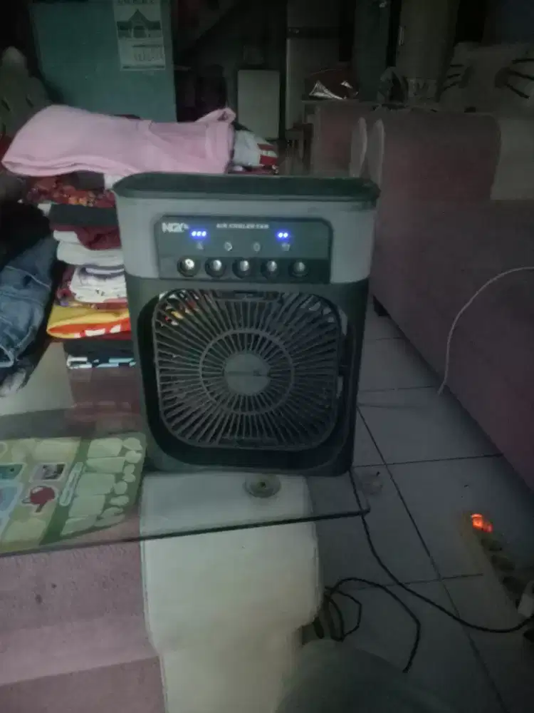 Kipas angin portable humidifier semi AC