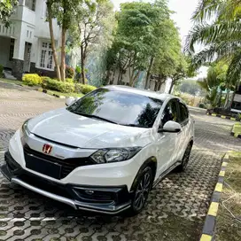 Honda Hrv hrv hr-v Mugen RR tipe diatas hrv e jbl putih AT Matic A/T