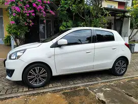 Hatchback Mirage GLS White 1.2