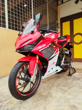 Honda CBR150R / CBR 150R 2022 Tricolor, Red Premium Metalic, Mulus.