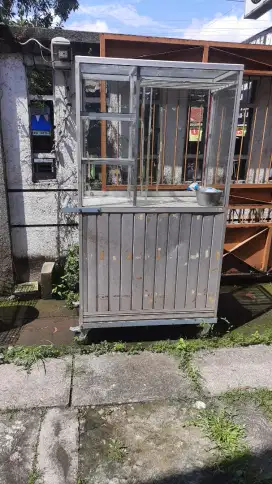 Etalase Gerobak Makanan Minuman Roda Murah
