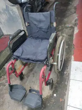 kursi roda masih layak pakai