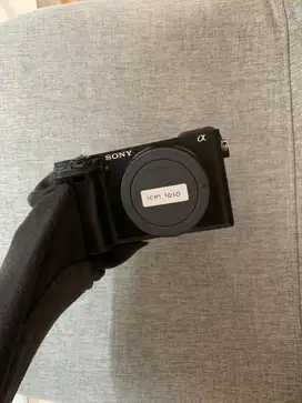 SONY A6400 BODY ONLY NO VIGNET