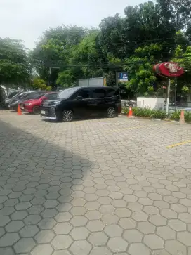 Saya butuh pekerjaan sebagai DRIVER