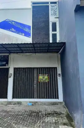 Di Kontrakkan Ruko Tlogosari