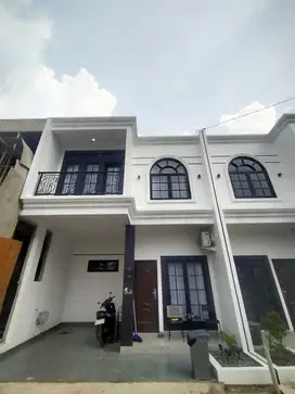 Rumah 2 lantai modern lokasi kelapa dua Depok - 5 menit kampus UI
