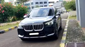 km antik 8 ribuan bmw x1 xline 2023 hitam cash kredit proses bisa
